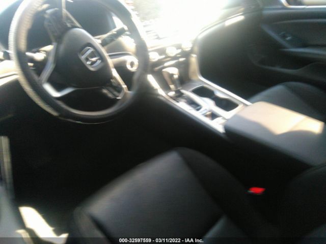 Photo 4 VIN: 1HGCV1F14LA107766 - HONDA ACCORD SEDAN 