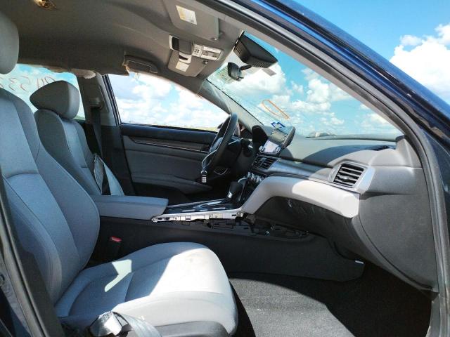 Photo 4 VIN: 1HGCV1F15JA120832 - HONDA ACCORD LX 