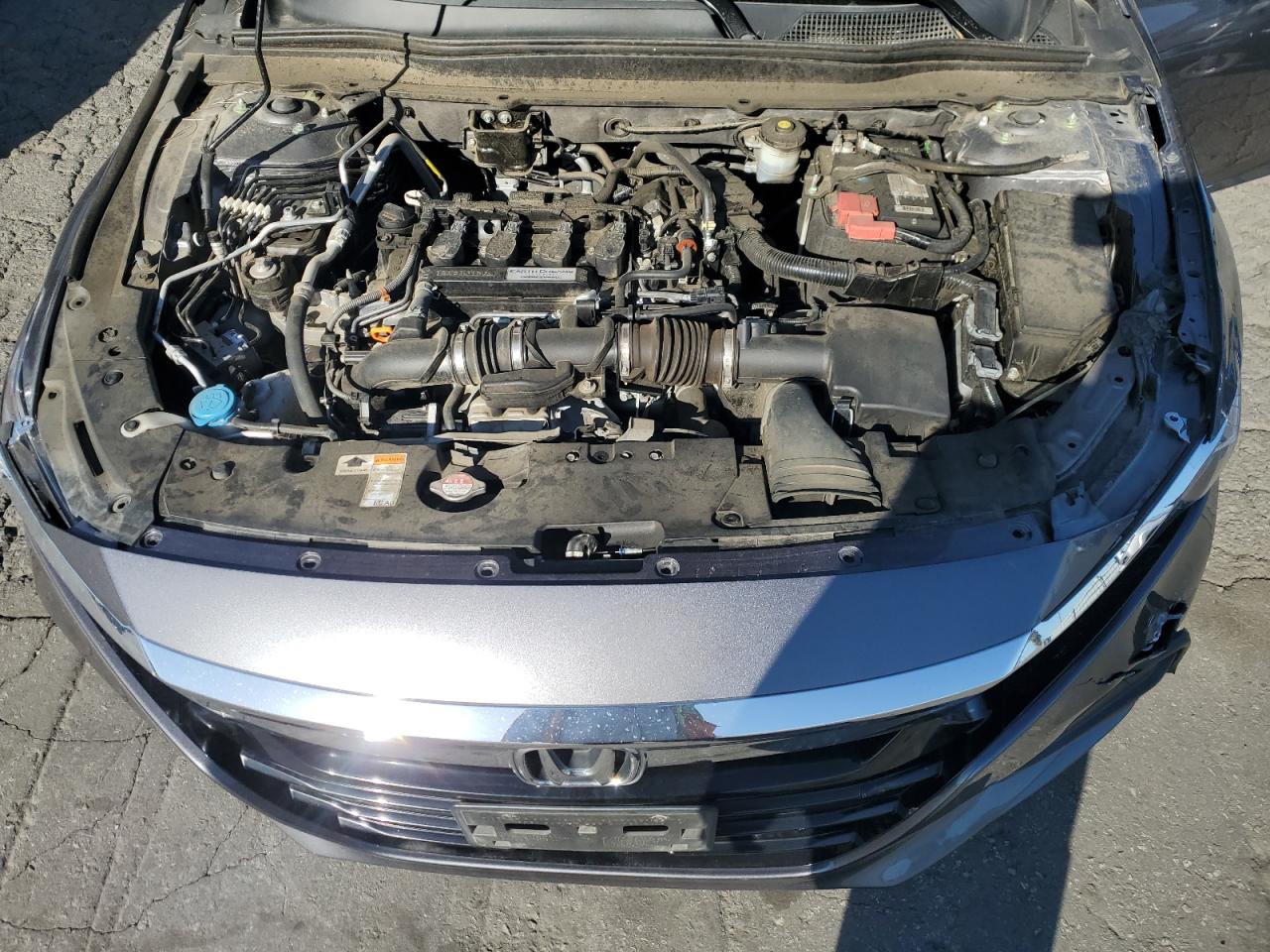 Photo 10 VIN: 1HGCV1F15JA221899 - HONDA ACCORD 