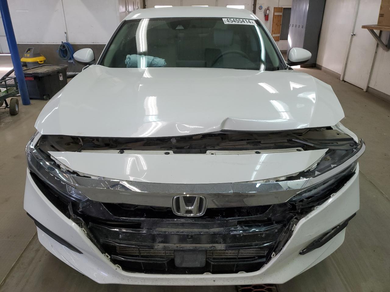 Photo 4 VIN: 1HGCV1F15KA112280 - HONDA ACCORD 