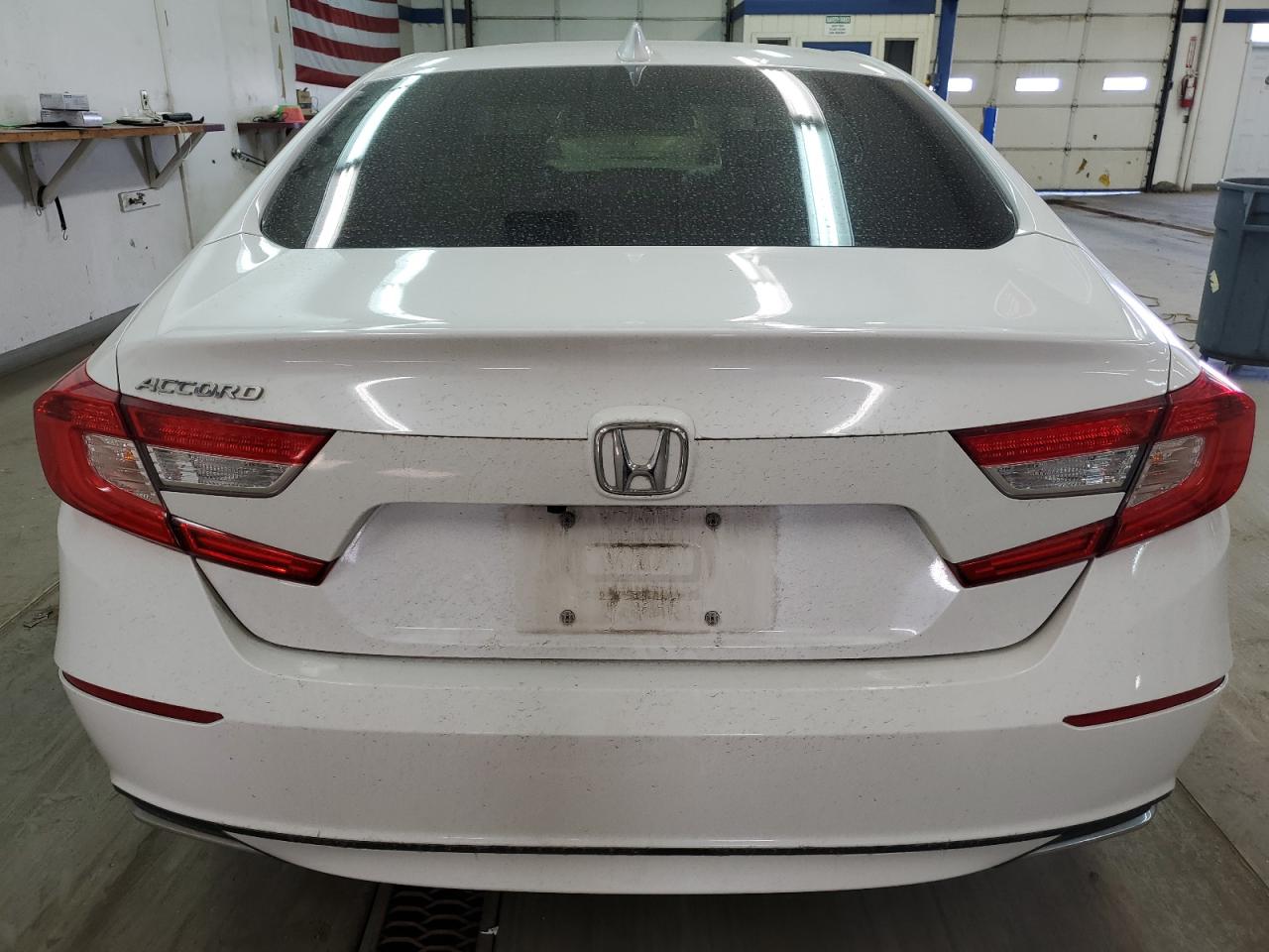 Photo 5 VIN: 1HGCV1F15KA112280 - HONDA ACCORD 