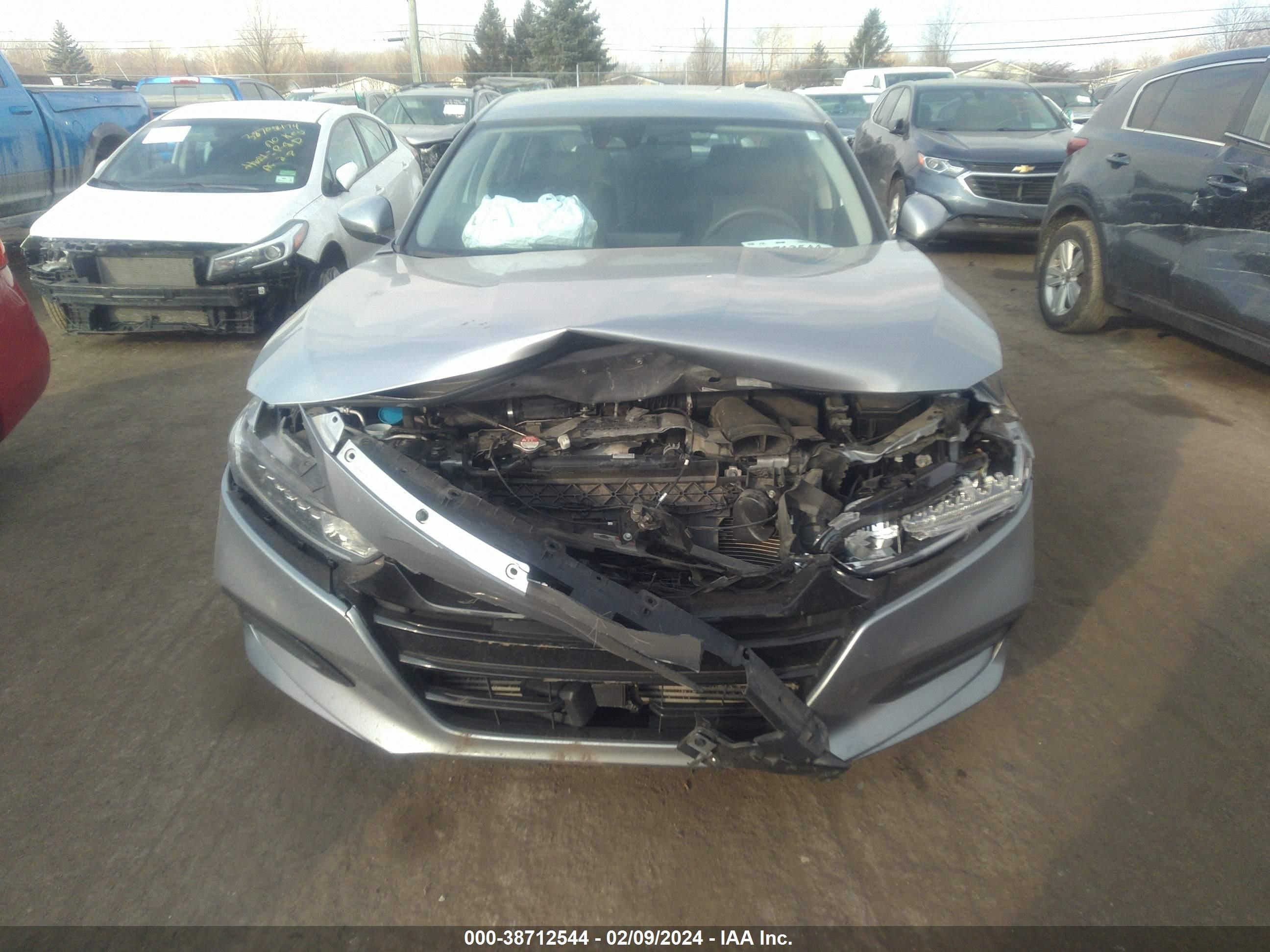 Photo 11 VIN: 1HGCV1F15KA141293 - HONDA ACCORD 