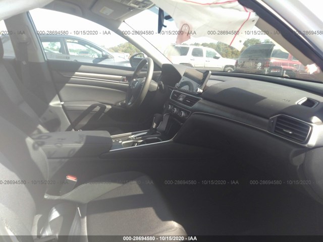 Photo 4 VIN: 1HGCV1F15LA003853 - HONDA ACCORD SEDAN 