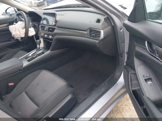 Photo 4 VIN: 1HGCV1F15LA080903 - HONDA ACCORD 