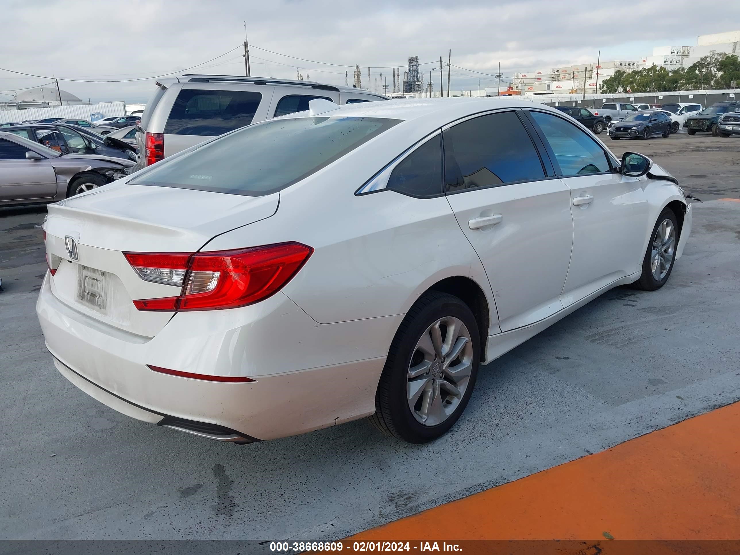 Photo 3 VIN: 1HGCV1F15LA093649 - HONDA ACCORD 