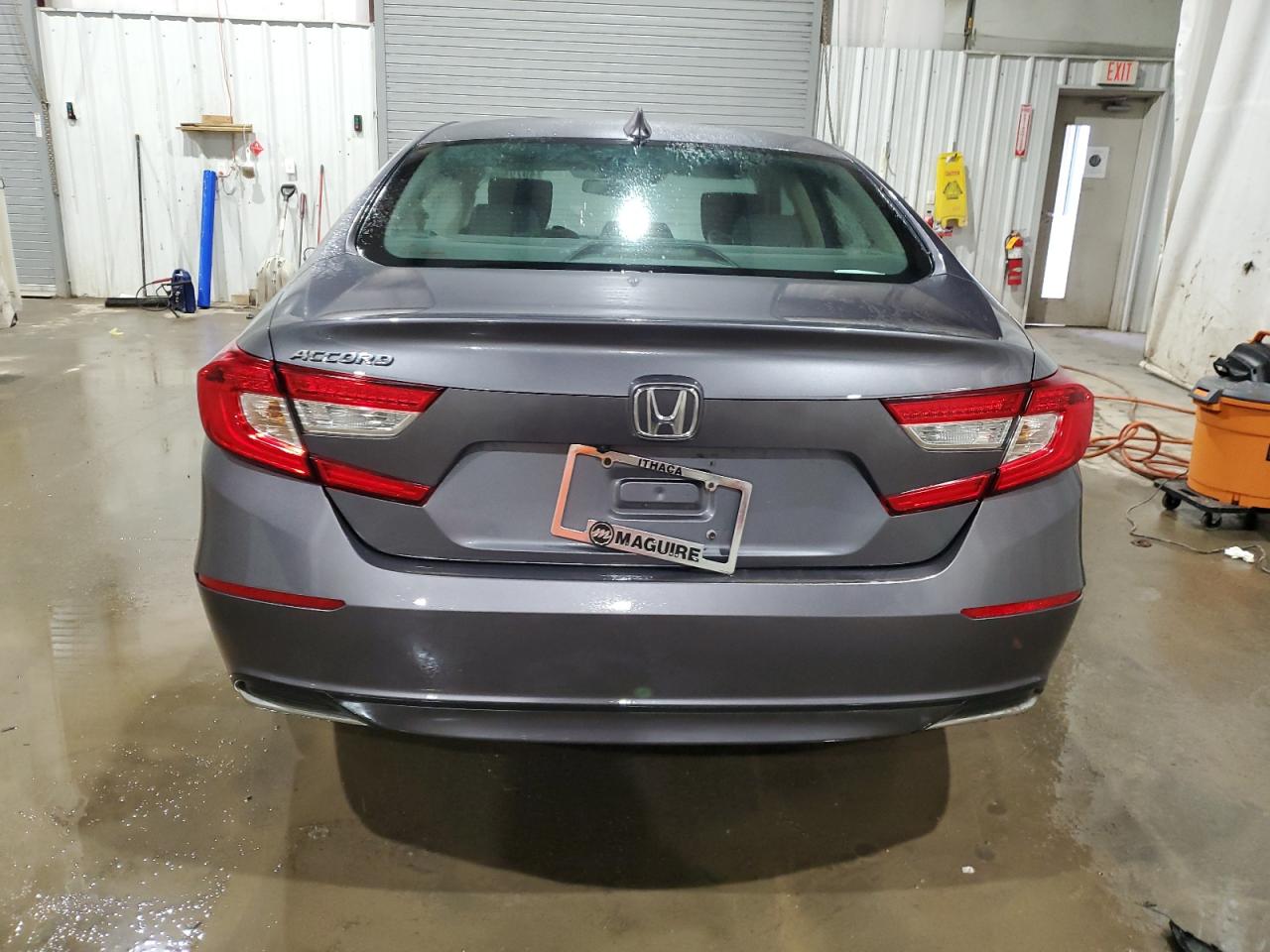 Photo 5 VIN: 1HGCV1F15LA128321 - HONDA ACCORD 