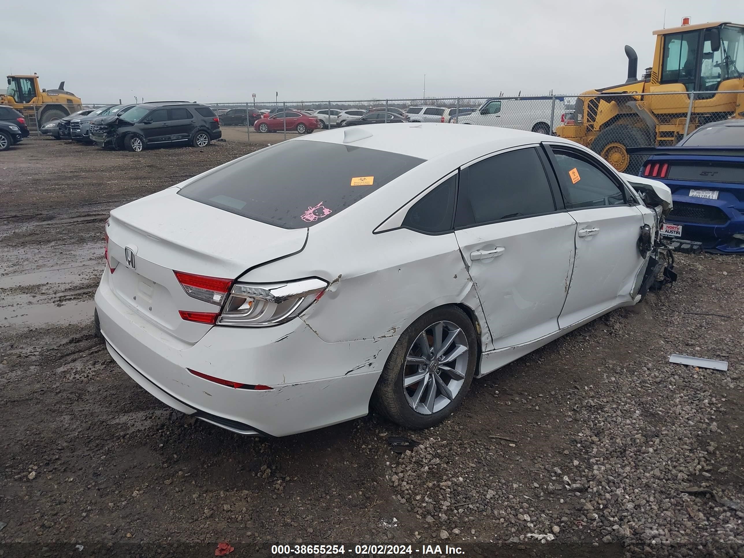 Photo 3 VIN: 1HGCV1F15MA012747 - HONDA ACCORD 