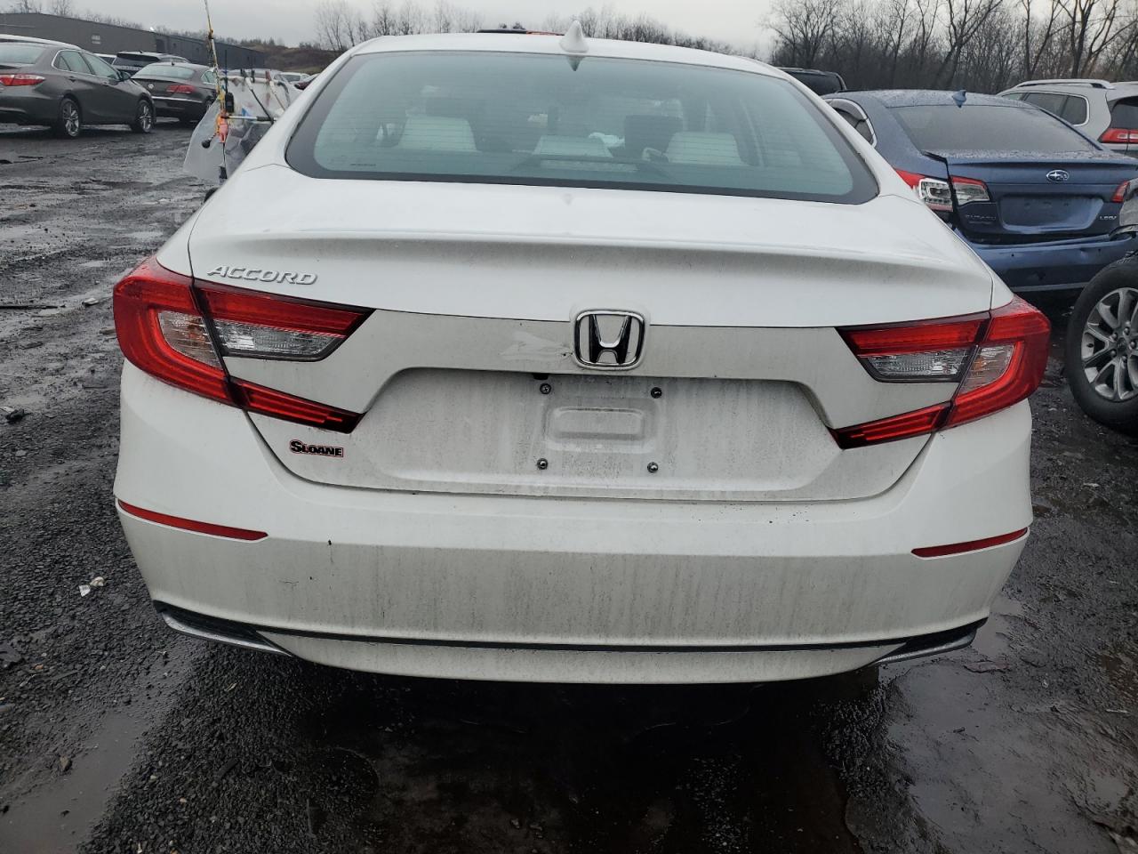 Photo 5 VIN: 1HGCV1F15NA011728 - HONDA ACCORD 