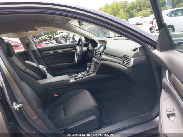 Photo 4 VIN: 1HGCV1F16JA182854 - HONDA ACCORD 