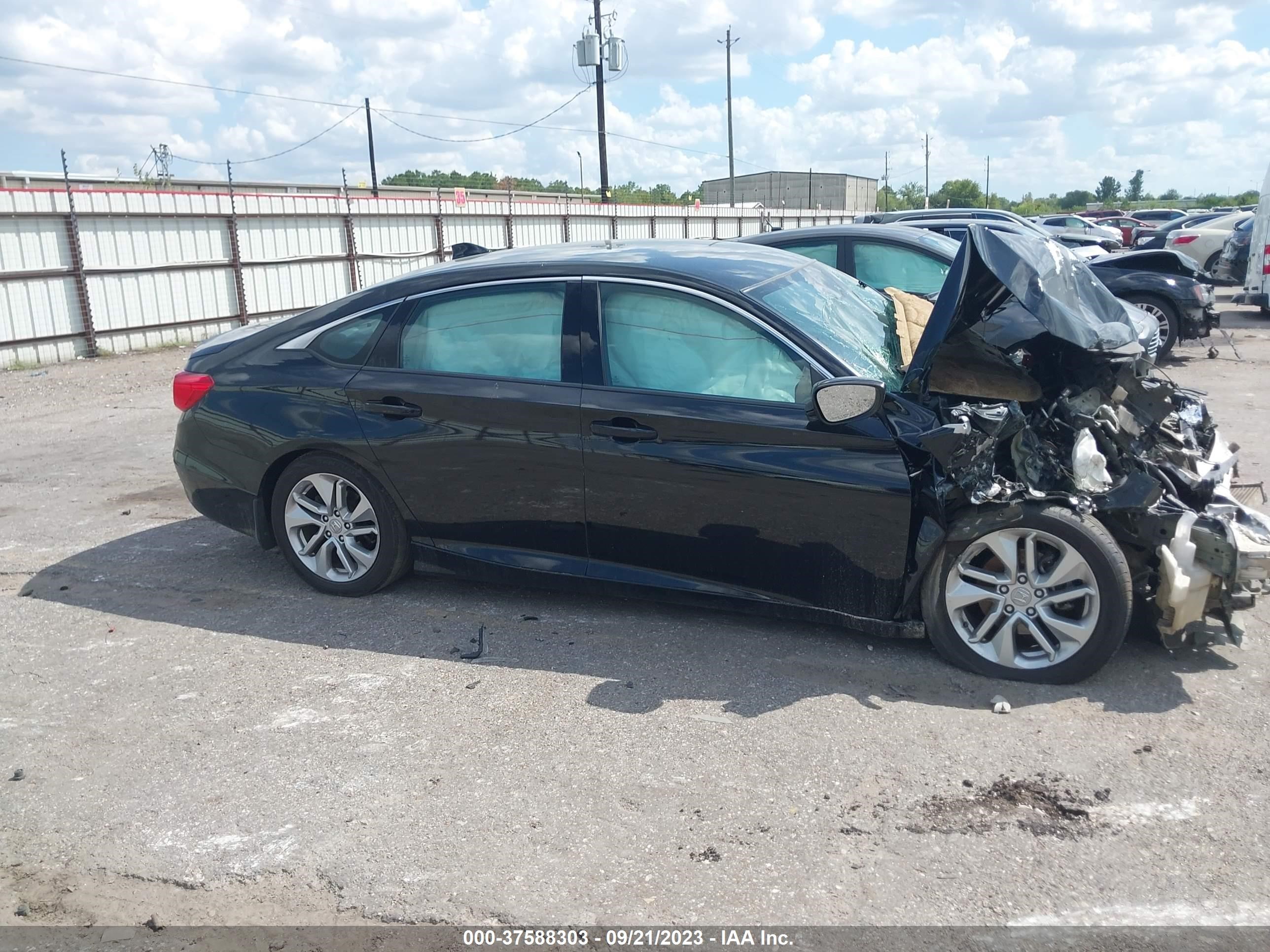 Photo 12 VIN: 1HGCV1F16JA246567 - HONDA ACCORD 