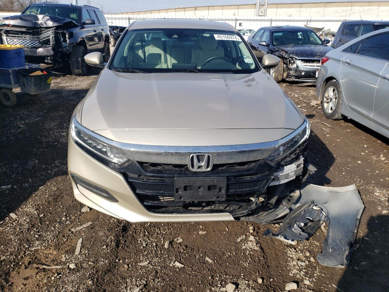 Photo 4 VIN: 1HGCV1F16KA061629 - HONDA ACCORD 