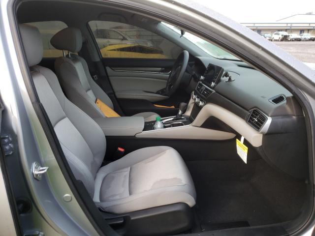 Photo 4 VIN: 1HGCV1F16KA068886 - HONDA ACCORD LX 