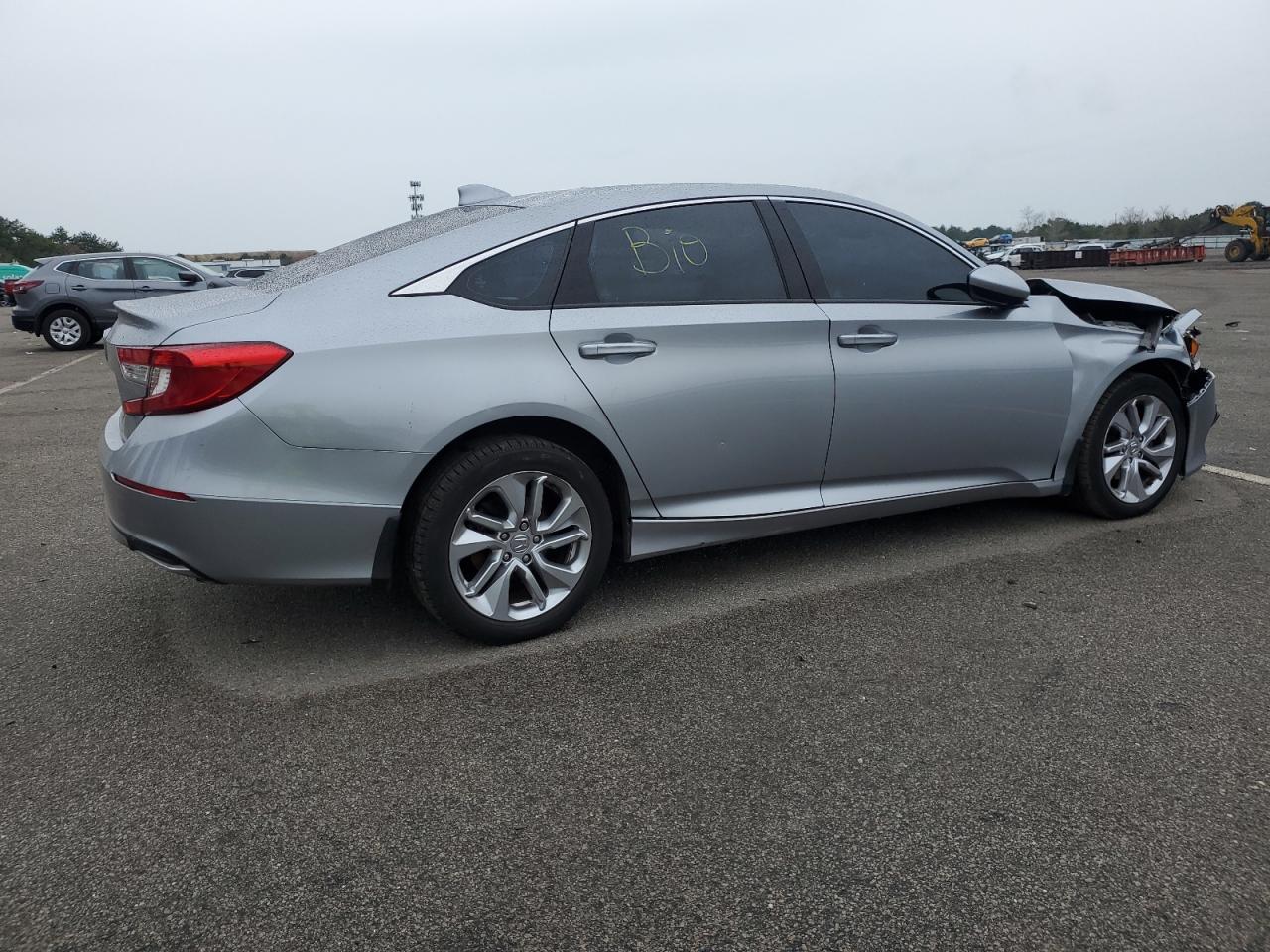 Photo 2 VIN: 1HGCV1F16KA139181 - HONDA ACCORD 