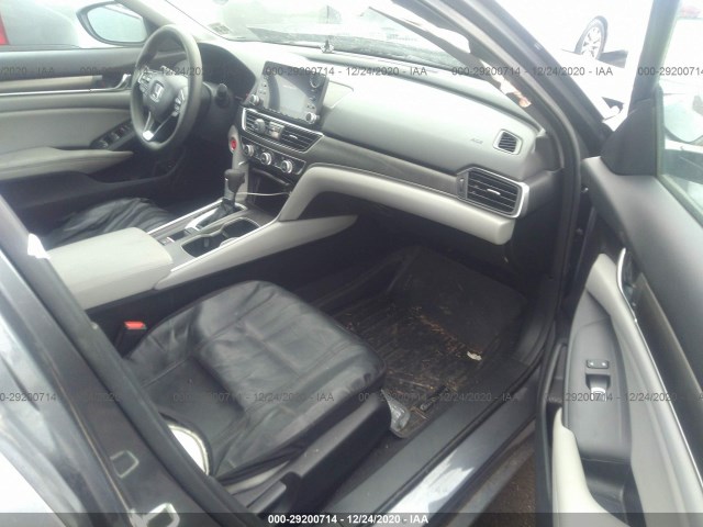 Photo 4 VIN: 1HGCV1F16KA161584 - HONDA ACCORD SEDAN 