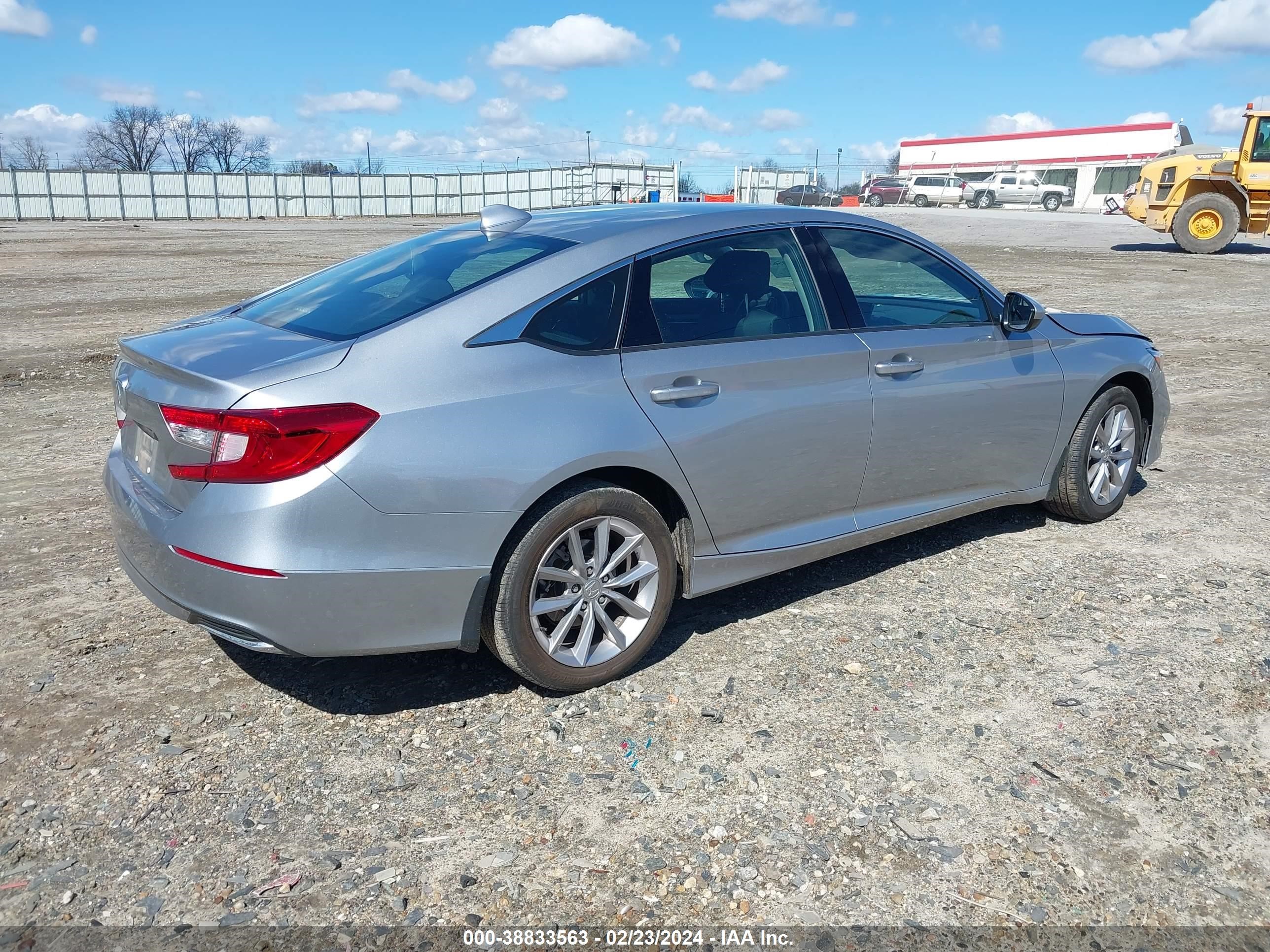 Photo 3 VIN: 1HGCV1F16NA045399 - HONDA ACCORD 