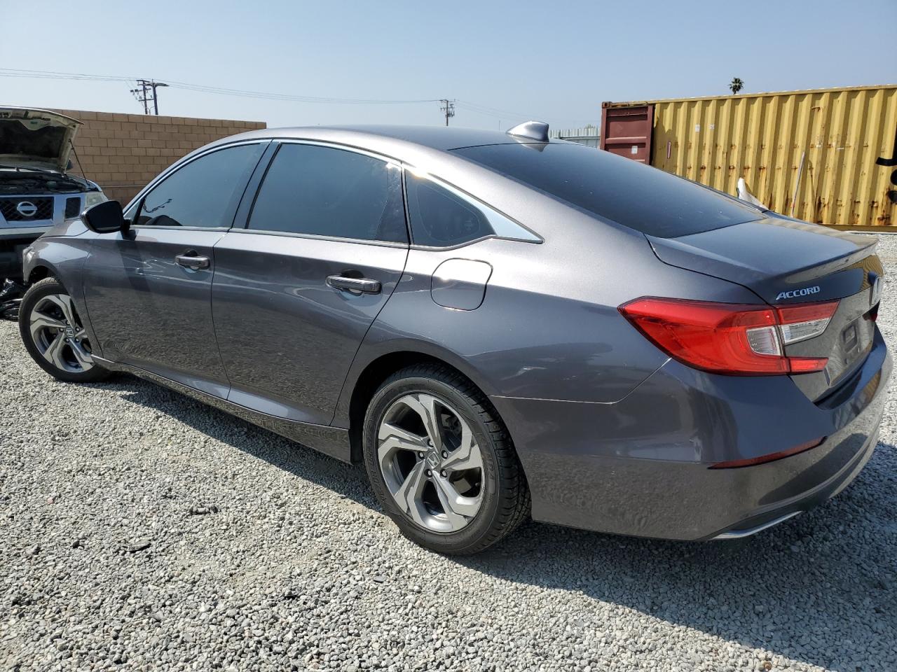 Photo 1 VIN: 1HGCV1F17JA032624 - HONDA ACCORD 