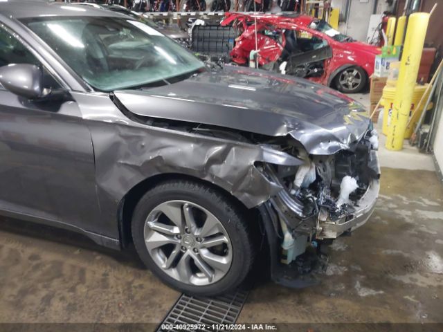 Photo 5 VIN: 1HGCV1F17JA138460 - HONDA ACCORD 