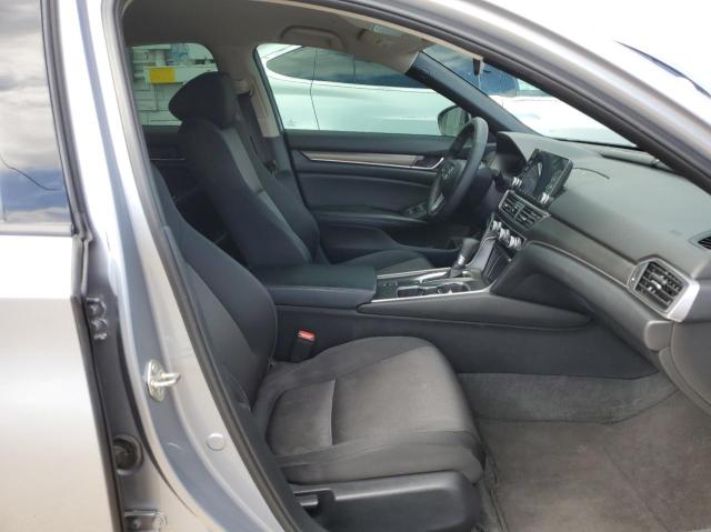 Photo 4 VIN: 1HGCV1F17JA143898 - HONDA ACCORD LX 