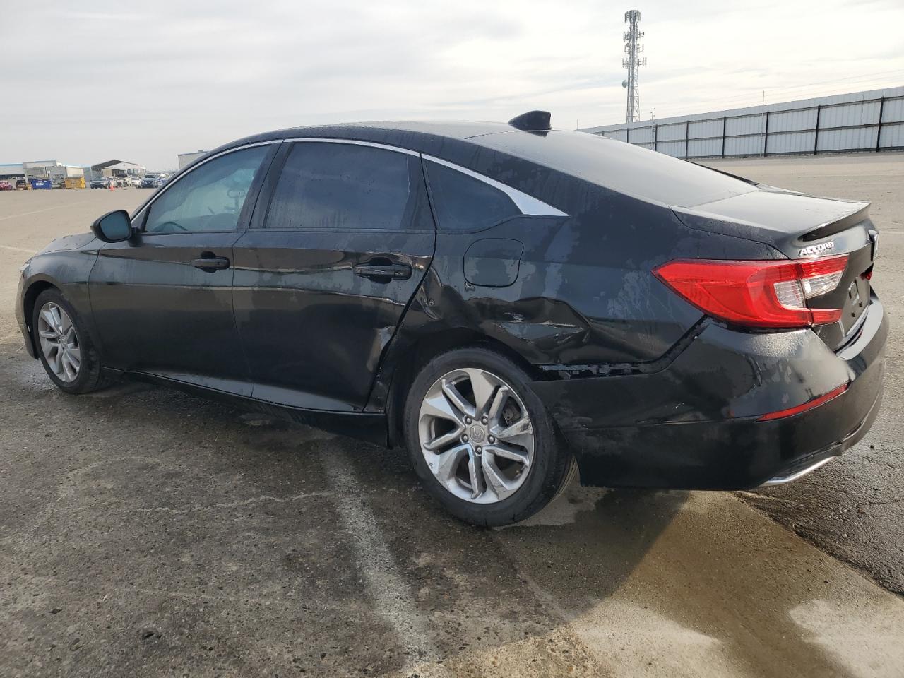 Photo 1 VIN: 1HGCV1F17JA176352 - HONDA ACCORD 