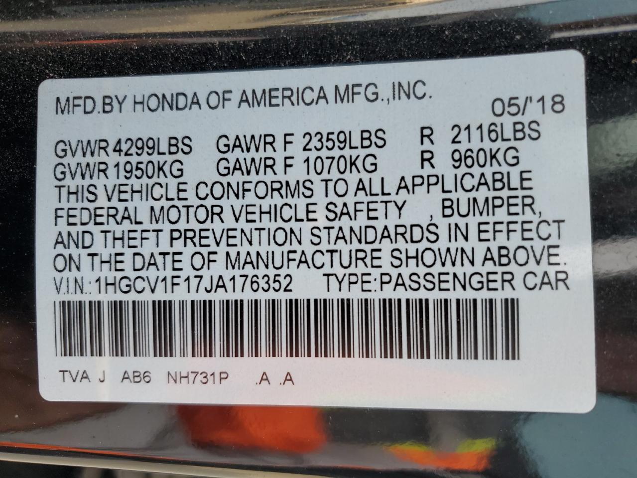 Photo 11 VIN: 1HGCV1F17JA176352 - HONDA ACCORD 