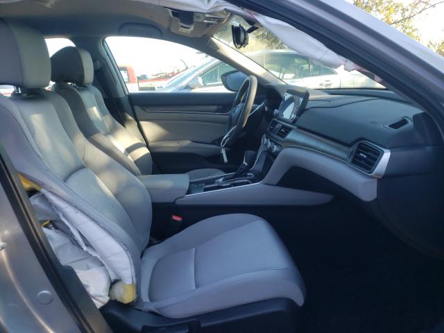 Photo 4 VIN: 1HGCV1F17JA177100 - HONDA ACCORD LX 