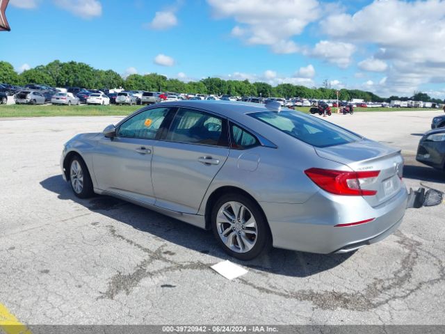 Photo 2 VIN: 1HGCV1F17JA178411 - HONDA ACCORD 