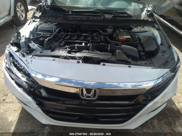 Photo 9 VIN: 1HGCV1F17JA205302 - HONDA ACCORD SEDAN 