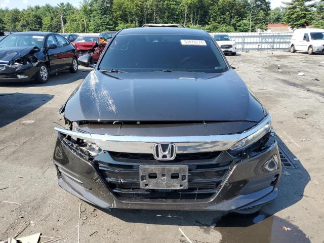 Photo 4 VIN: 1HGCV1F17JA232967 - HONDA ACCORD LX 