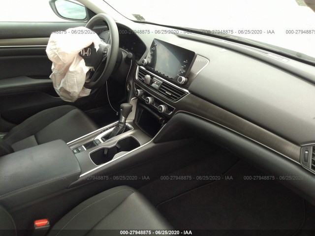 Photo 4 VIN: 1HGCV1F17JA261644 - HONDA ACCORD SEDAN 