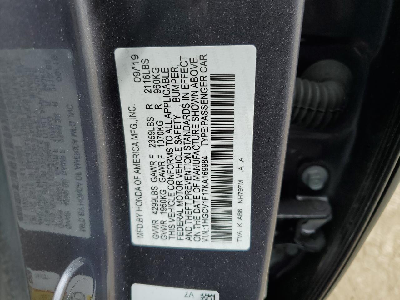 Photo 11 VIN: 1HGCV1F17KA169984 - HONDA ACCORD 