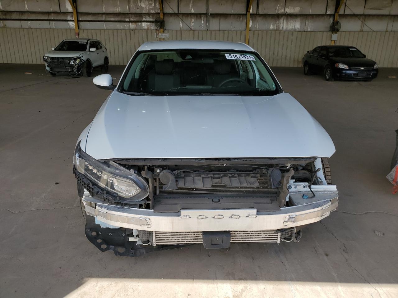 Photo 4 VIN: 1HGCV1F17LA010531 - HONDA ACCORD 