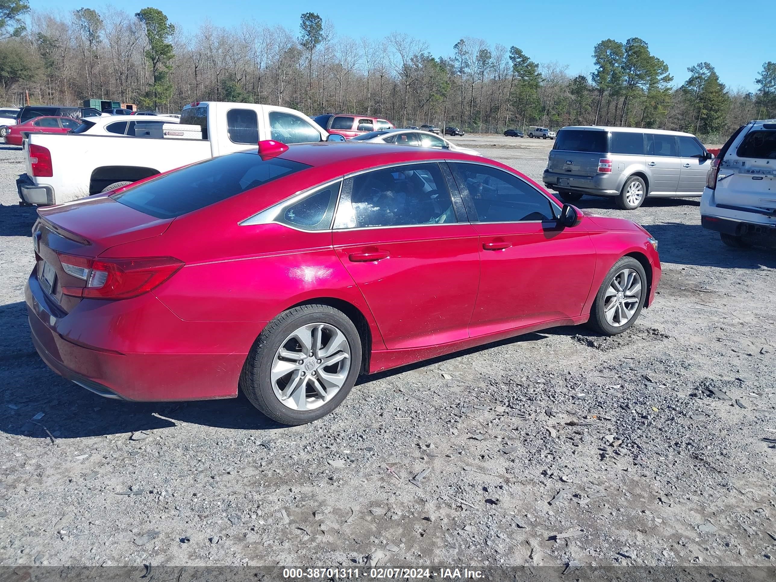 Photo 3 VIN: 1HGCV1F17LA090672 - HONDA ACCORD 