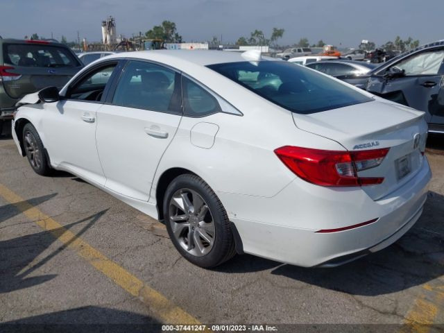 Photo 2 VIN: 1HGCV1F17LA092406 - HONDA ACCORD 