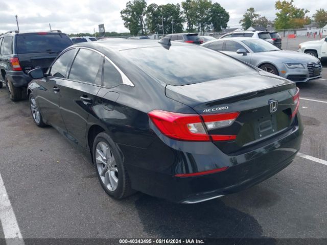 Photo 2 VIN: 1HGCV1F18JA236638 - HONDA ACCORD 