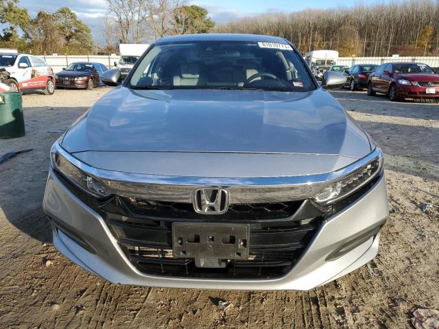 Photo 4 VIN: 1HGCV1F18JA238163 - HONDA ACCORD 