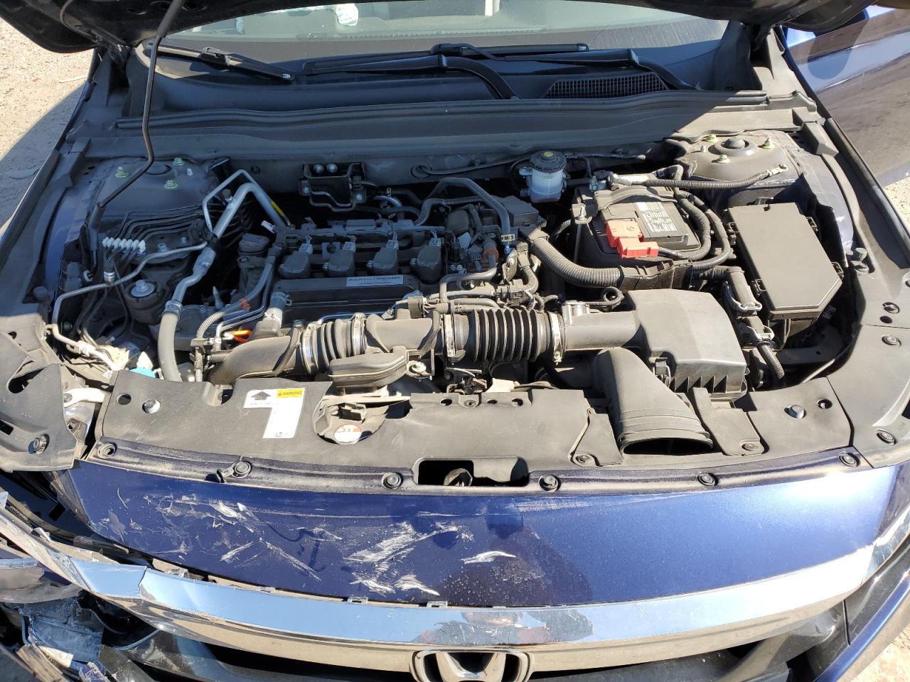 Photo 10 VIN: 1HGCV1F18KA008656 - HONDA ACCORD 