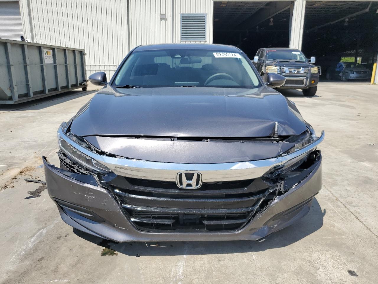 Photo 4 VIN: 1HGCV1F18KA130482 - HONDA ACCORD 