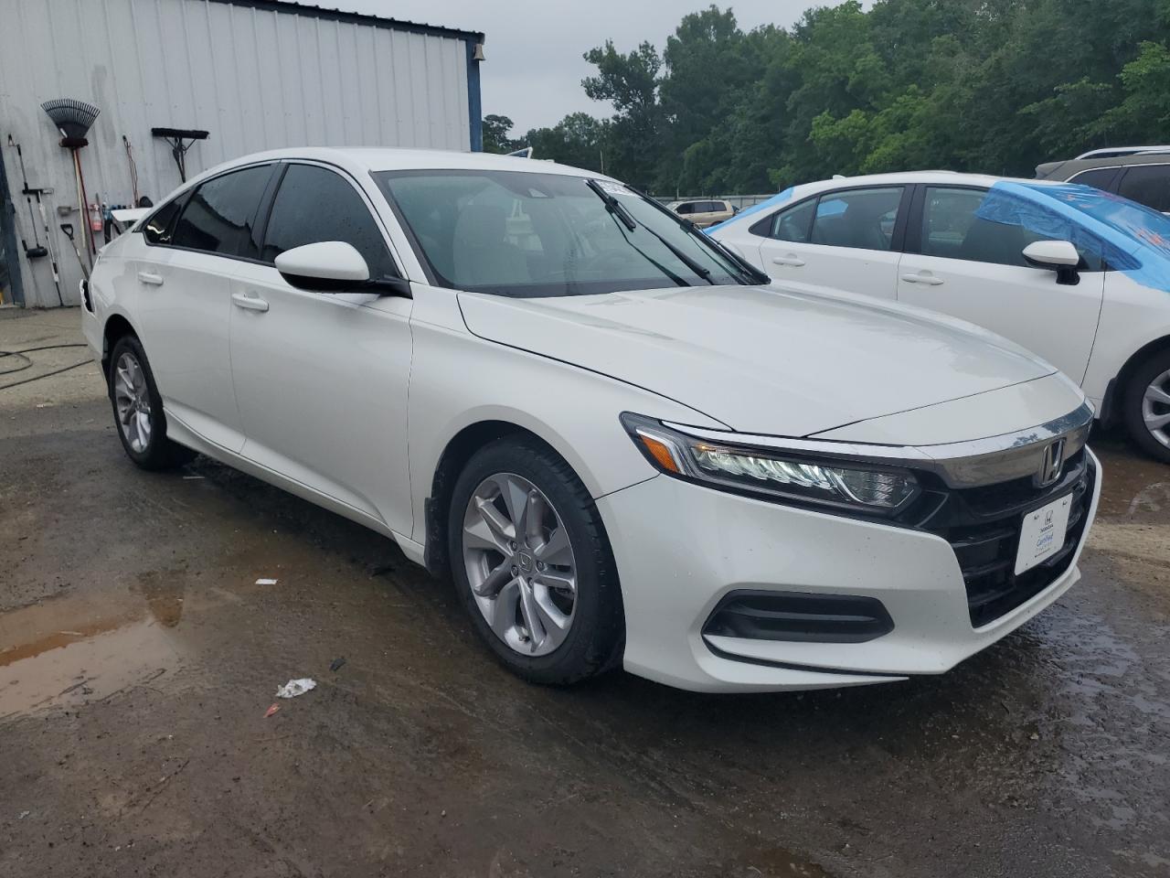 Photo 3 VIN: 1HGCV1F18KA135066 - HONDA ACCORD 