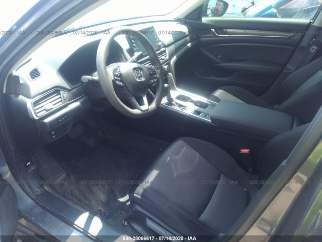 Photo 4 VIN: 1HGCV1F18KA135181 - HONDA ACCORD SEDAN 