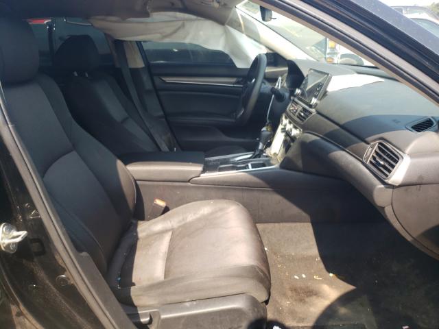 Photo 4 VIN: 1HGCV1F18KA137691 - HONDA ACCORD LX 