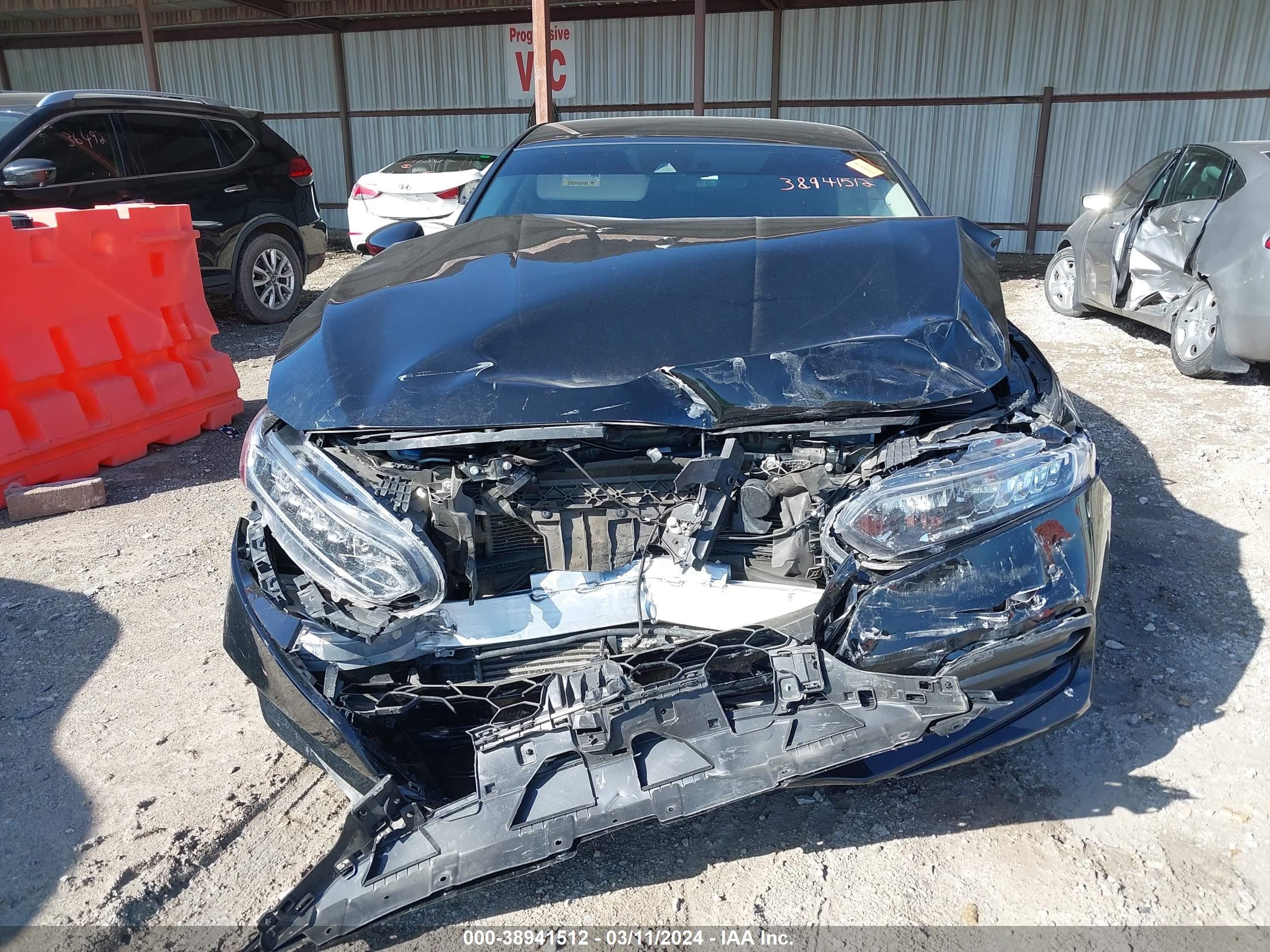 Photo 12 VIN: 1HGCV1F18LA051721 - HONDA ACCORD 