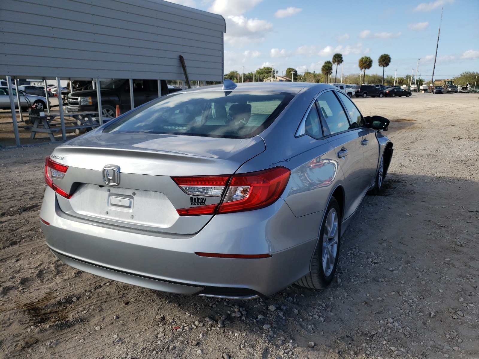 Photo 3 VIN: 1HGCV1F18LA054926 - HONDA ACCORD LX 