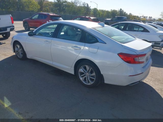 Photo 2 VIN: 1HGCV1F18LA074223 - HONDA ACCORD 