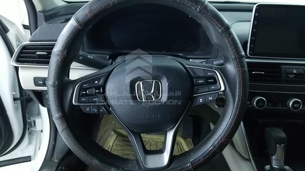 Photo 12 VIN: 1HGCV1F19JA062899 - HONDA ACCORD 