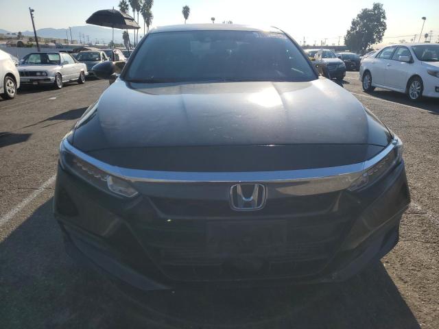 Photo 4 VIN: 1HGCV1F19JA070422 - HONDA ACCORD LX 