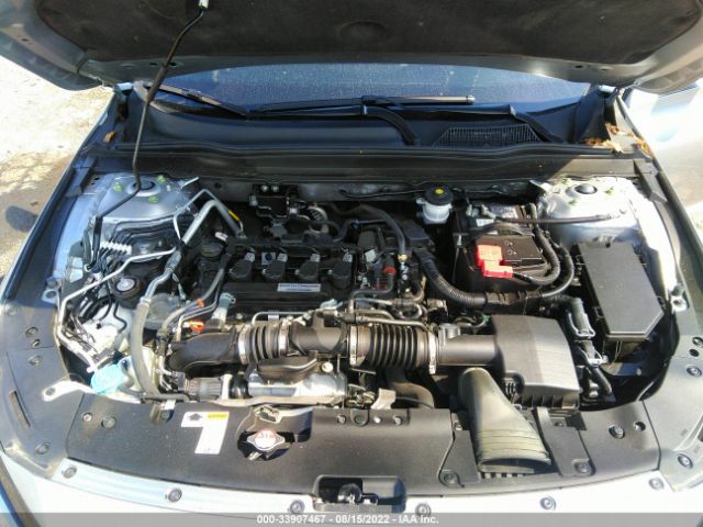 Photo 9 VIN: 1HGCV1F19JA082313 - HONDA ACCORD SEDAN 