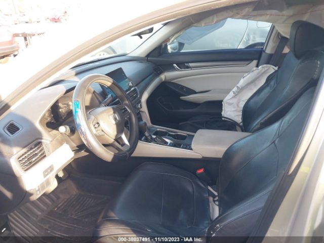 Photo 4 VIN: 1HGCV1F19JA083672 - HONDA ACCORD SEDAN 