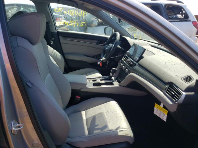 Photo 4 VIN: 1HGCV1F19JA095899 - HONDA ACCORD LX 