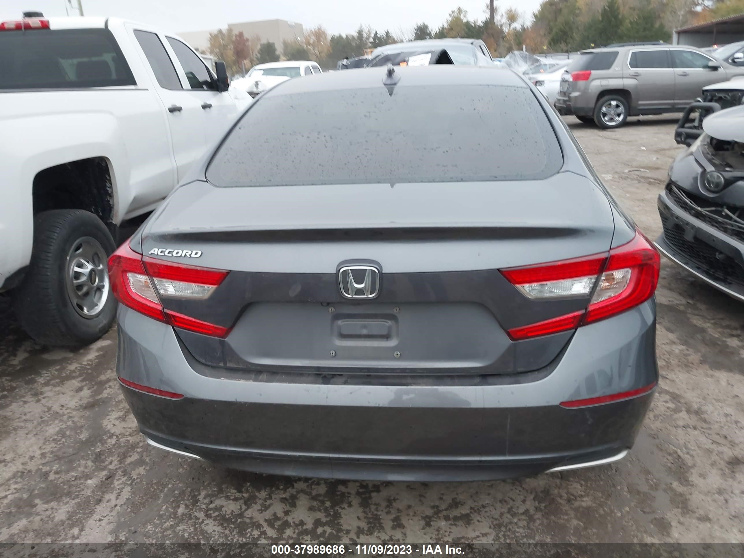 Photo 15 VIN: 1HGCV1F19JA125189 - HONDA ACCORD 