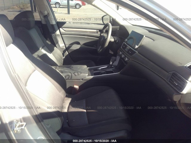 Photo 4 VIN: 1HGCV1F19JA144437 - HONDA ACCORD SEDAN 